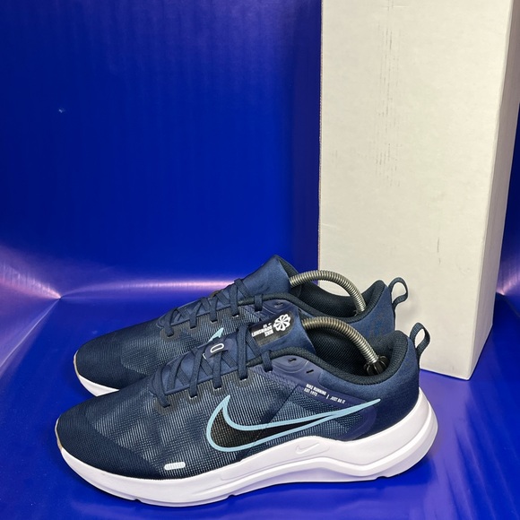 🆕 Nike Downshifter 12 Men’s Size 9.5 Blue/White Athletic Sneaker Fast Shipping - Picture 3 of 7